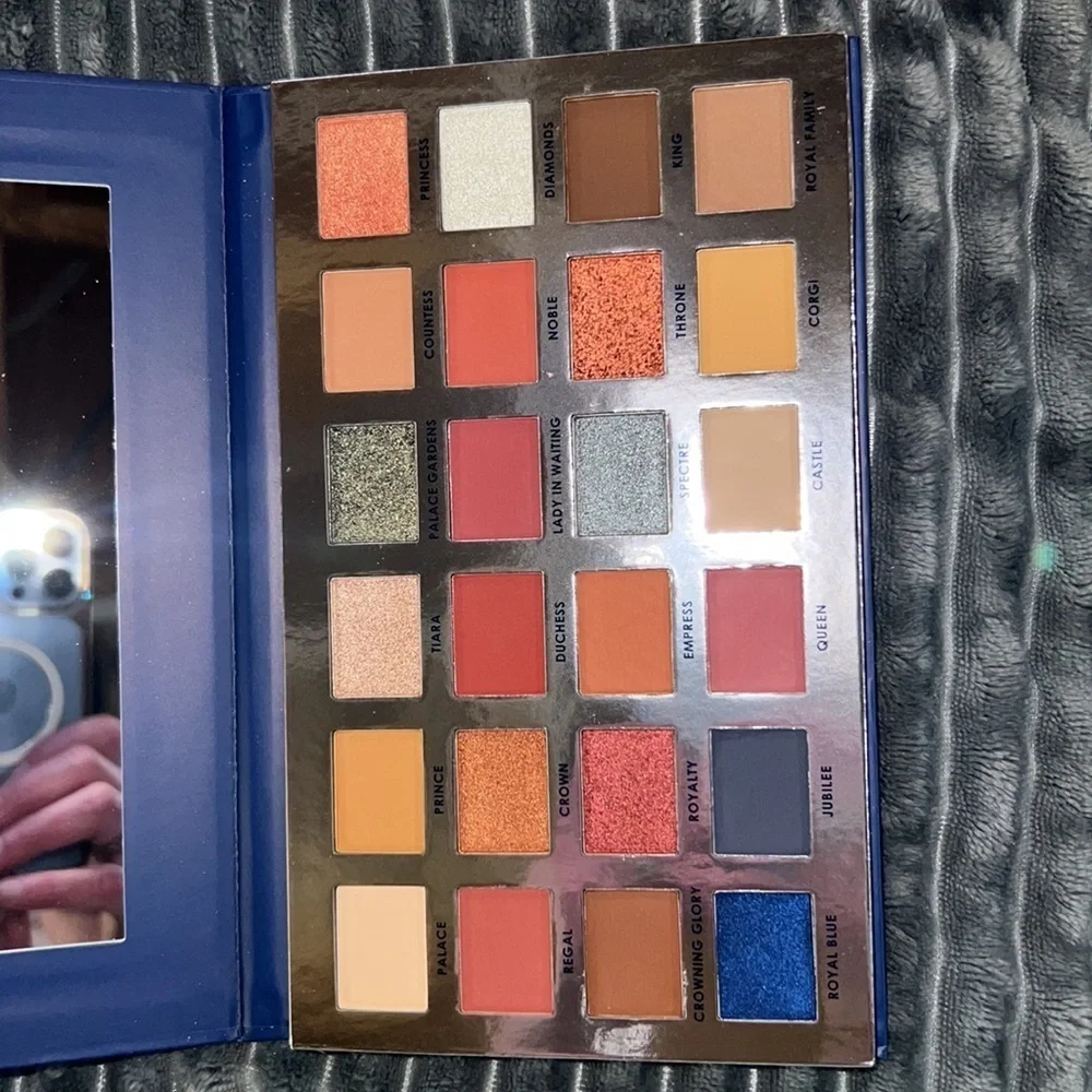 Royal Edition Eyeshadow Palette​​​